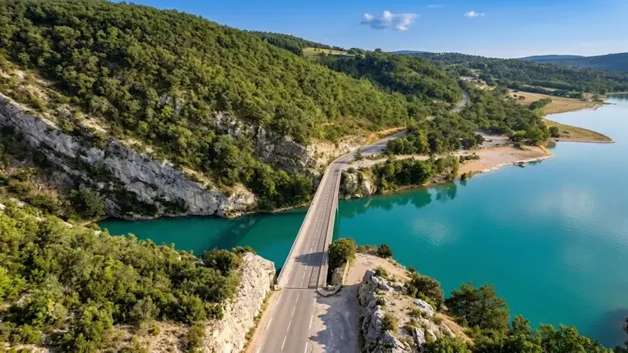 Lac de Sainte-Croix — Gorges du Verdon depuis Castellane
